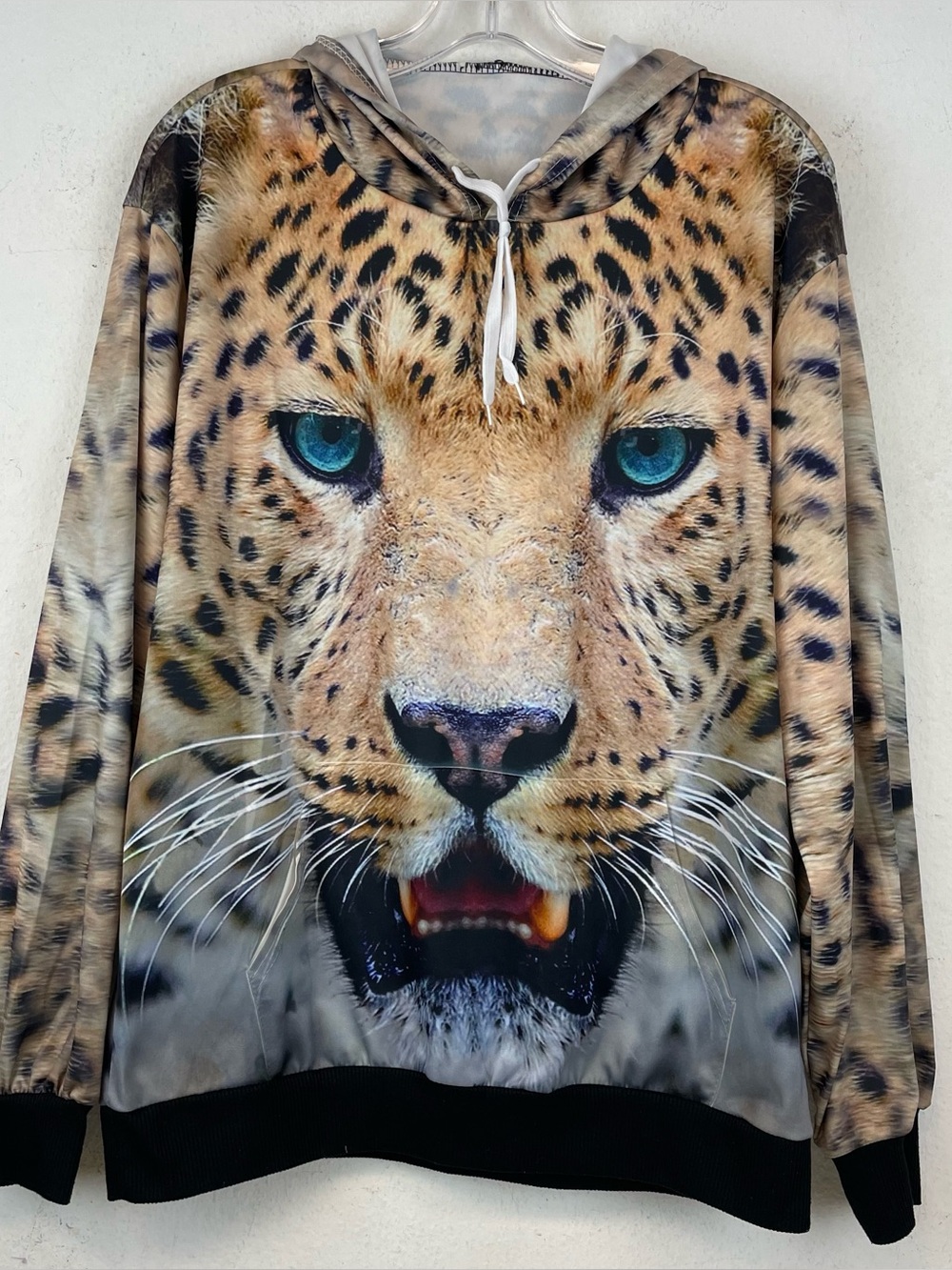 Bold Leopard Face Graphic Hoodie in Tan and Black XL